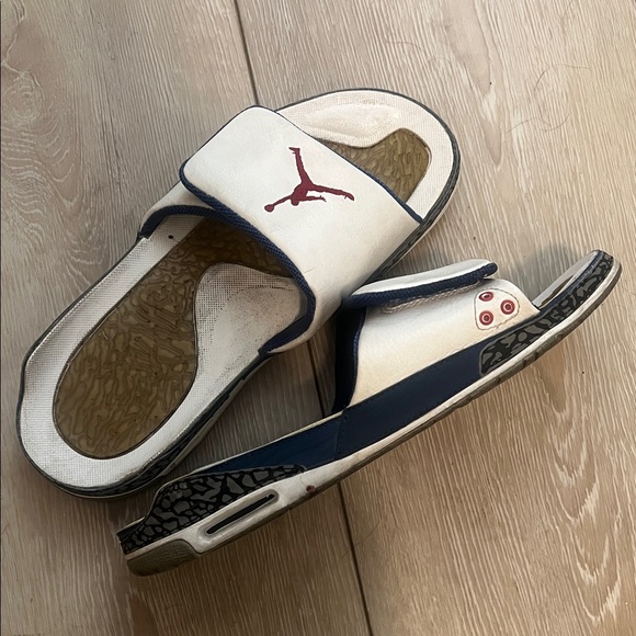 Jordan 3 Slides - Picture 6 of 8